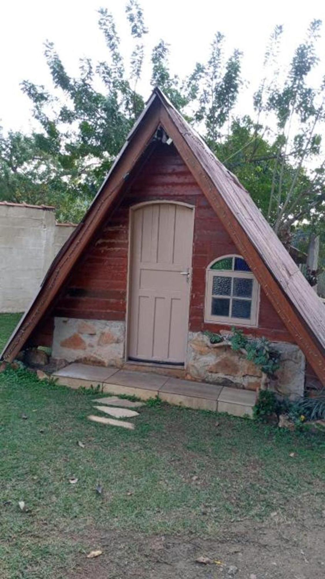 Vila Chacara Familia Buscape Oliveira Aracariguama Exteriér fotografie