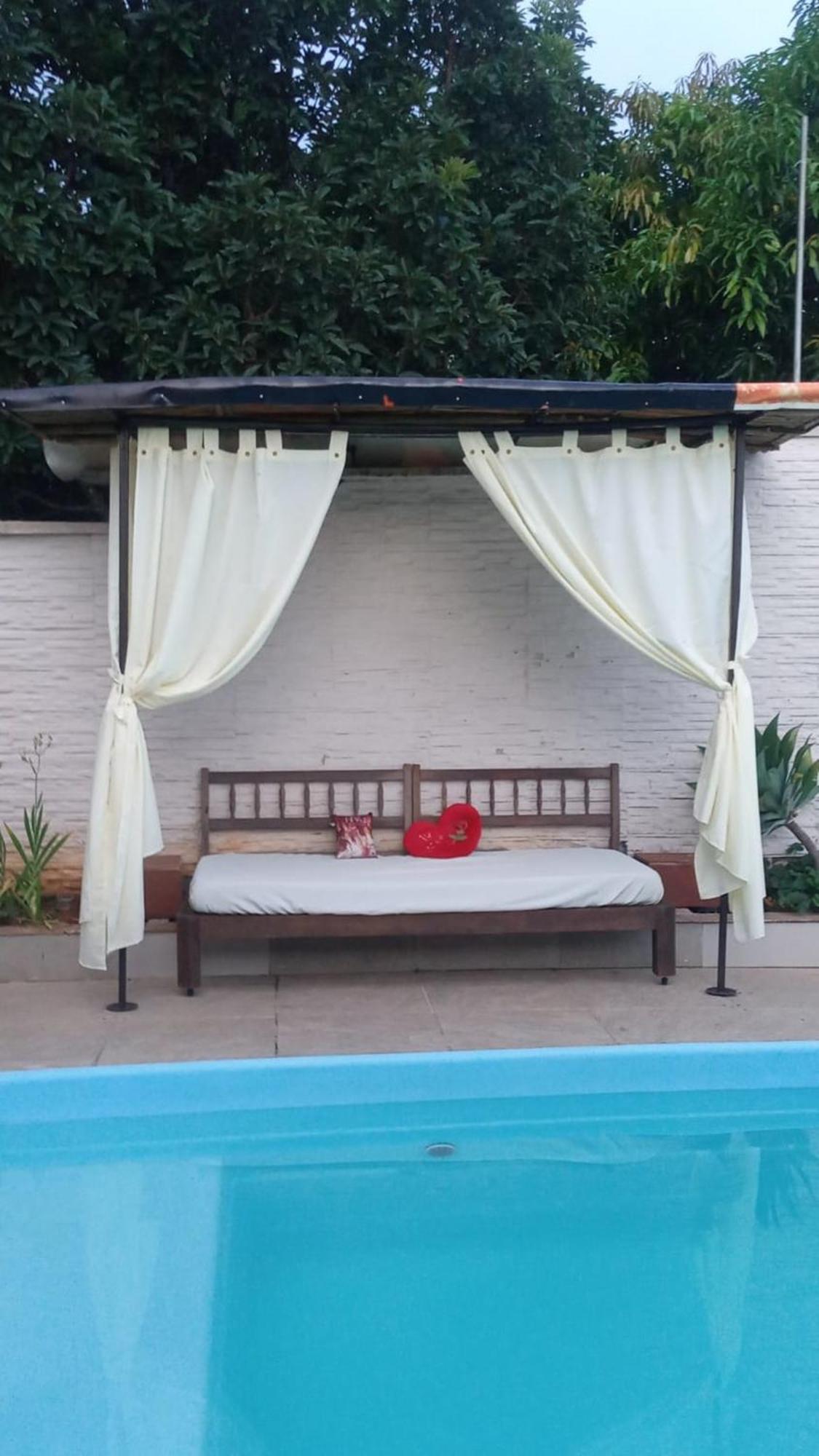 Vila Chacara Familia Buscape Oliveira Aracariguama Exteriér fotografie